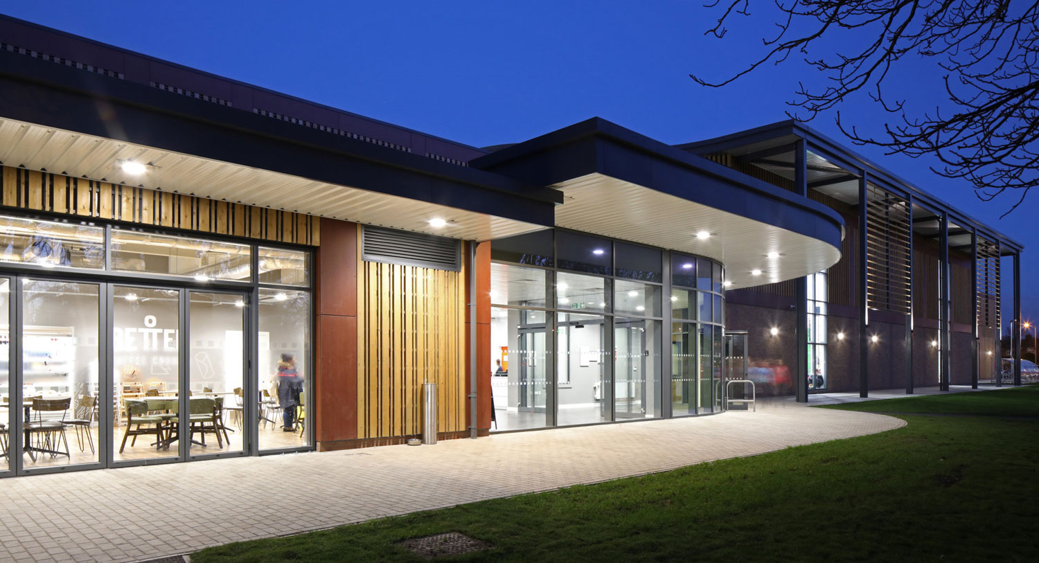 Anglia Fixing Aluminium Windows